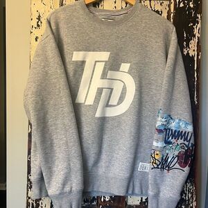 Tommy Hilfiger Denim Graffiti Sweatshirt. Men’s size Medium.